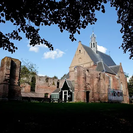 לינה וארוחת בוקר Peperzzz